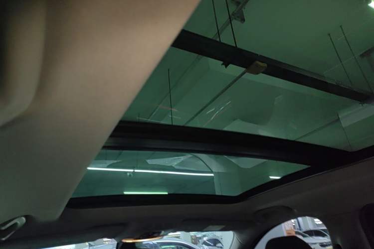 Used BMW X1 2021 xDrive25Li Luxury Model Headliner