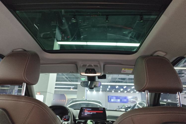 Used BMW X1 2021 Restyled sDrive25Li Leading Edition Headliner