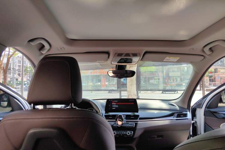 Used BMW X1 2021 Restyled sDrive20Li Fashion Version Headliner