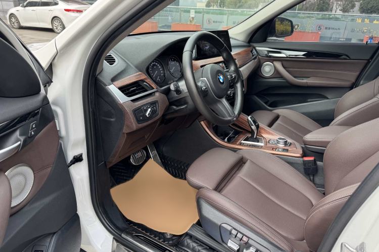 Used BMW X1 2021 Restyled sDrive25Li Leading Edition Interior 1