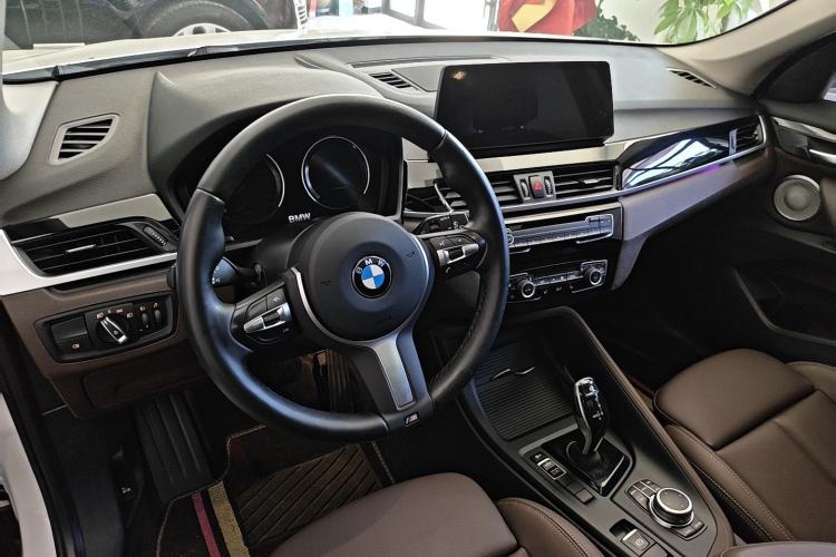 Used BMW X1 2021 Restyled sDrive25Li Leading Edition Interior 1