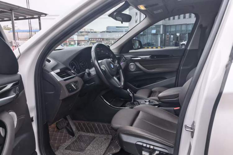 Used BMW X1 2021 sDrive20Li Premium Edition Interior 2