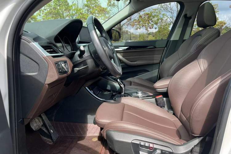 Used BMW X1 2021 sDrive20Li Premium Edition Interior 2