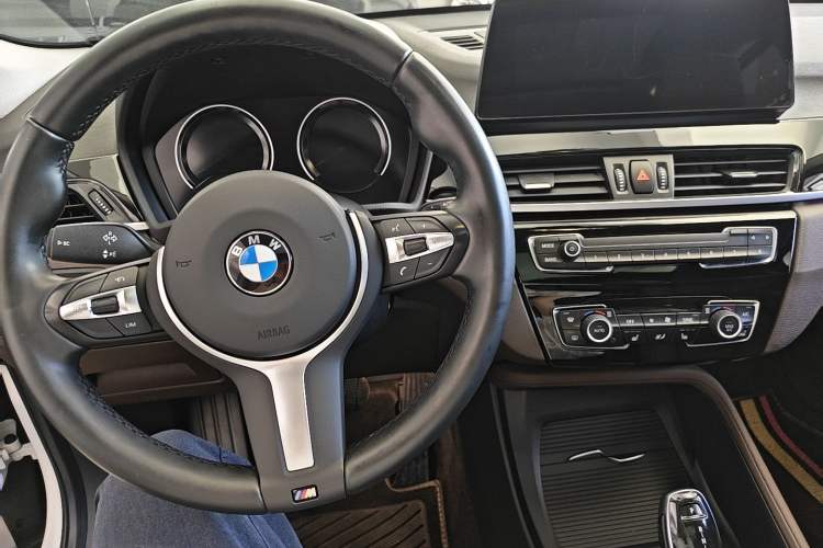 Used BMW X1 2021 Restyled sDrive25Li Leading Edition Interior 2