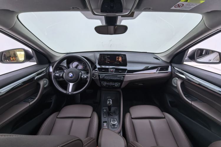 Used BMW X1 2021 Restyled sDrive25Li Leading Edition Interior 3
