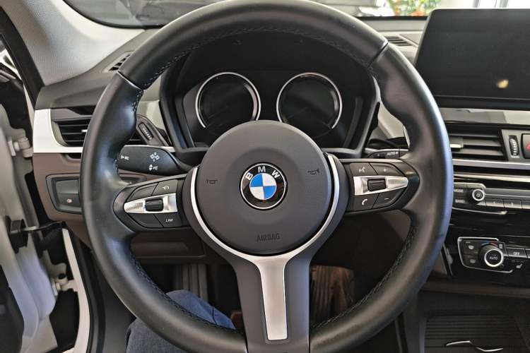 Used BMW X1 2021 Restyled sDrive25Li Leading Edition Interior 3