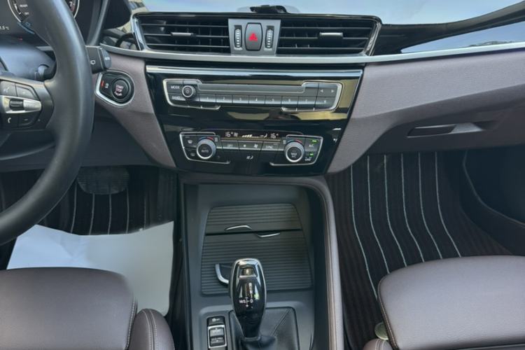 Used BMW X1 2021 sDrive25Li Leading Model Interior 3
