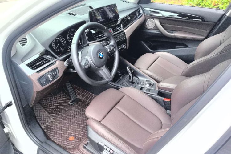 Used BMW X1 2021 Restyled sDrive25Li Leading Edition Interior 3