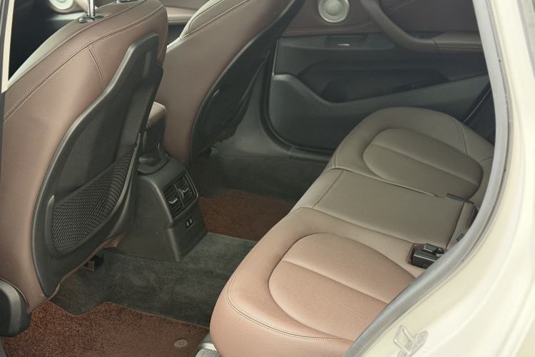 Used BMW X1 2021 Restyled sDrive25Li Leading Edition Interior 3