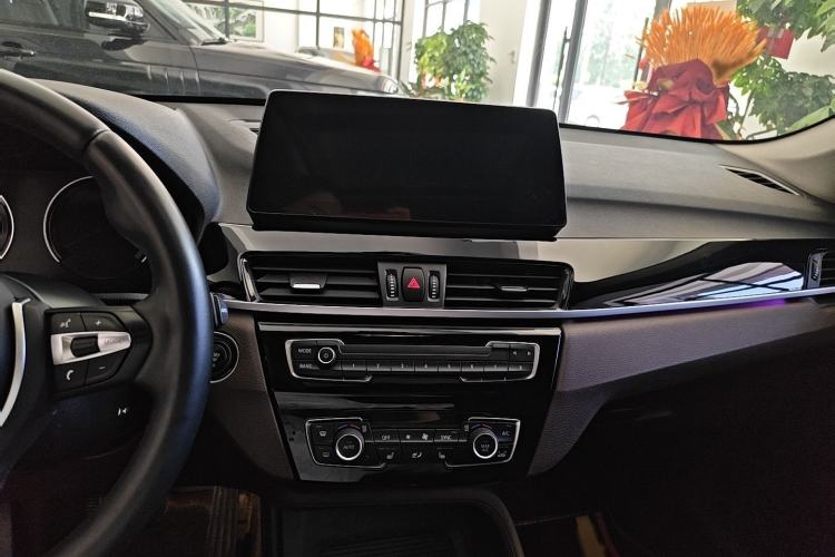Used BMW X1 2021 Restyled sDrive25Li Leading Edition Interior 4
