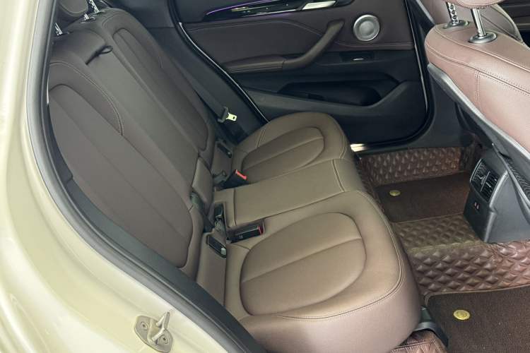 Used BMW X1 2021 Restyled sDrive20Li Premium Edition Interior 4