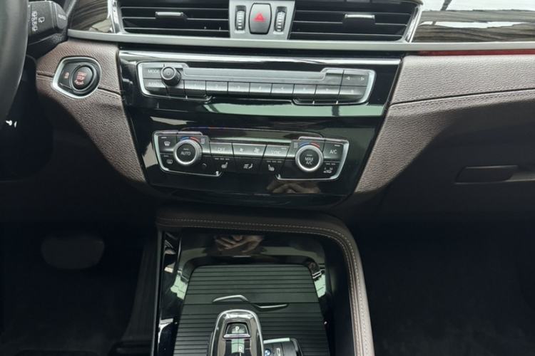 Used BMW X1 2021 xDrive25Li Luxury Model Interior 4
