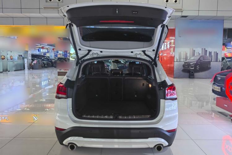 Used BMW X1 2021 sDrive25Li Leading Model Interior 6