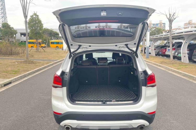Used BMW X1 2021 sDrive20Li Premium Edition Interior 6