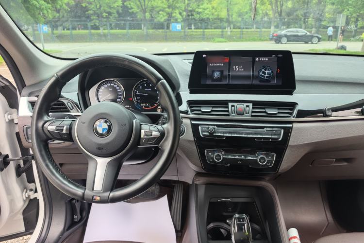 Used BMW X1 2021 Restyled sDrive25Li Leading Edition Interior 6