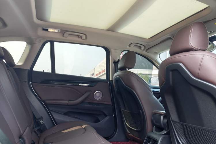 Used BMW X1 2021 sDrive25Li Leading Model Interior 6