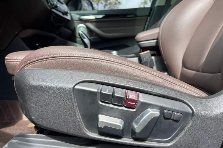 Used BMW X1 2021 sDrive20Li Premium Edition Interior 7