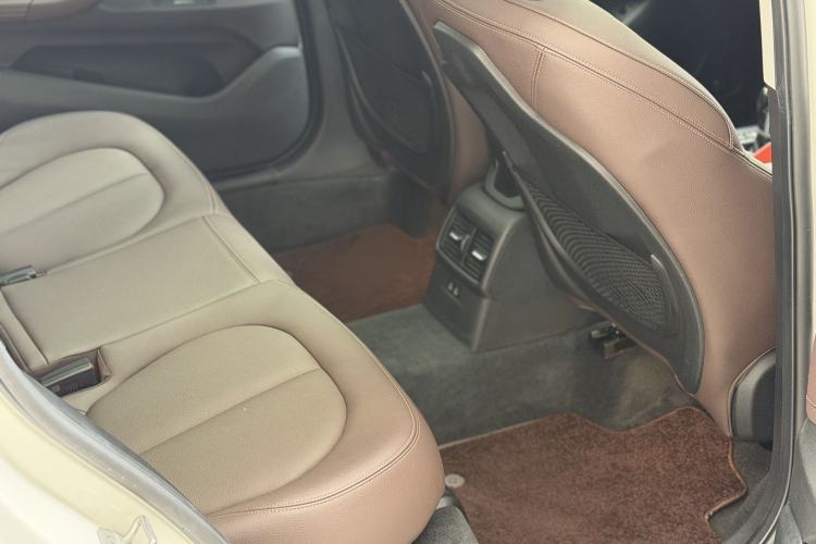 Used BMW X1 2021 Restyled sDrive25Li Leading Edition Interior 7