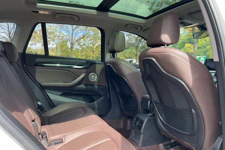 Used BMW X1 2021 sDrive20Li Premium Edition Interior 8