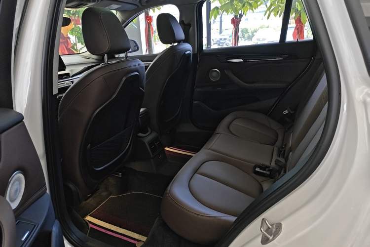 Used BMW X1 2021 Restyled sDrive25Li Leading Edition Interior 8