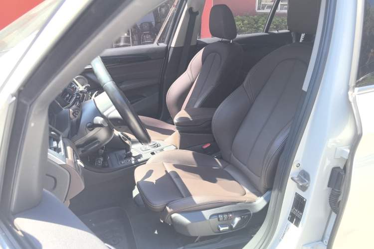 Used BMW X1 2021 sDrive25Li Leading Model Interior 8