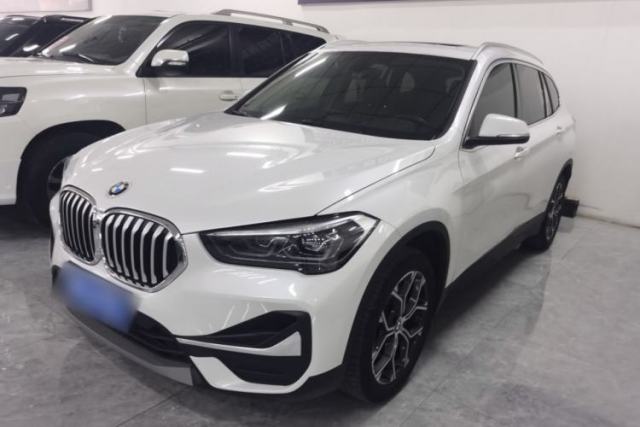 Ojetý BMW X1 2021 Restyled sDrive25Li Leading Edition