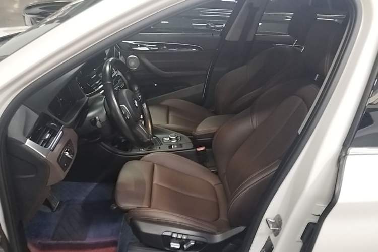 Used BMW X1 2021 Restyled sDrive25Li Leading Edition Left Front Seat