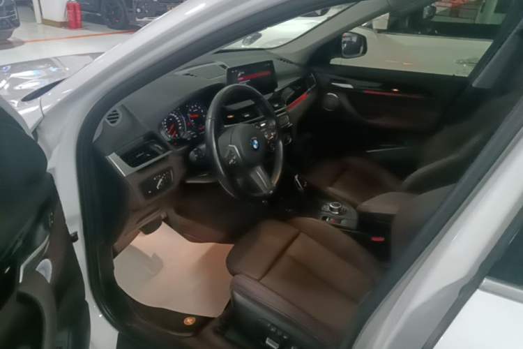 Used BMW X1 2021 Restyled sDrive25Li Leading Edition Left Front Seat
