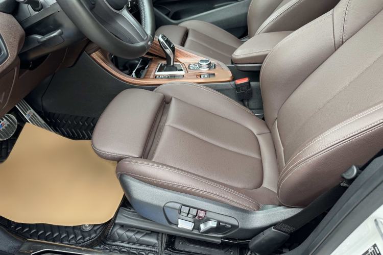 Used BMW X1 2021 Restyled sDrive25Li Leading Edition Left Front Seat