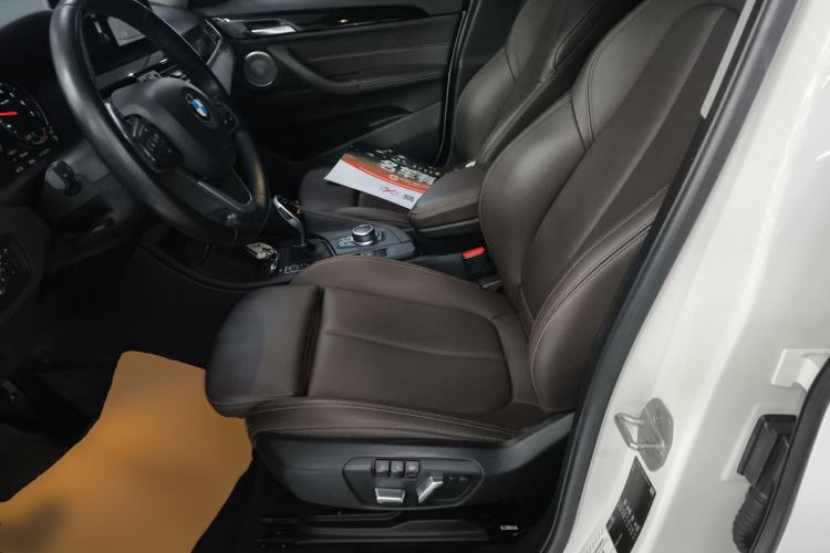 Used BMW X1 2021 sDrive20Li Fashion Model Left Front Seat