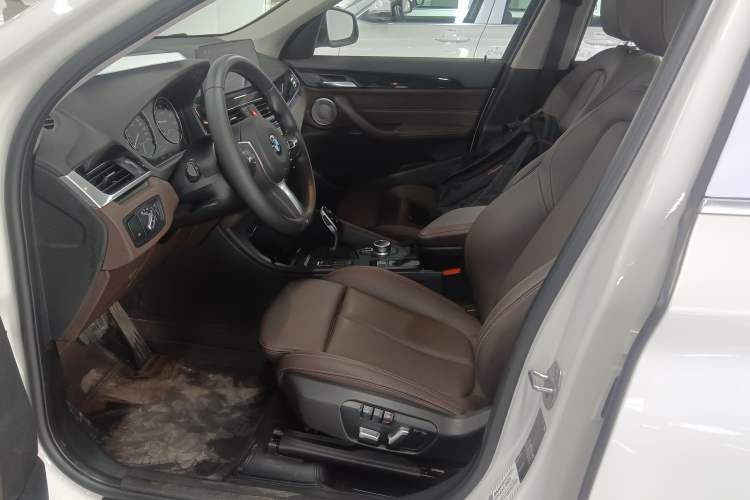 Used BMW X1 2021 Restyled sDrive25Li Leading Edition Left Front Seat