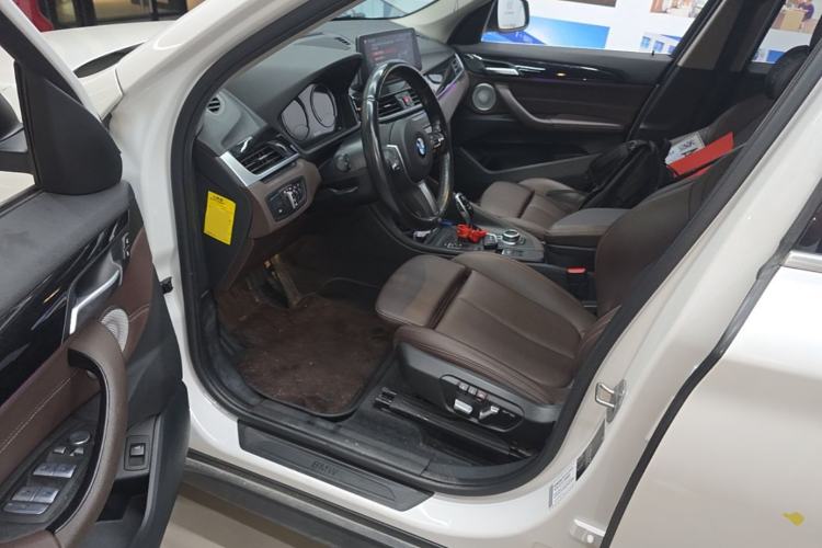 Used BMW X1 2021 Restyled sDrive25Li Leading Edition Left Front Seat