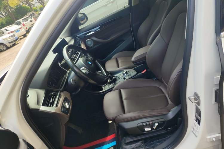 Used BMW X1 2021 Restyled sDrive25Li Leading Edition Left Front Seat