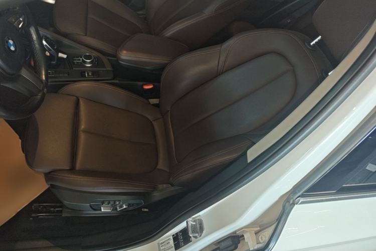 Used BMW X1 2021 Restyled sDrive25Li Leading Edition Left Front Seat