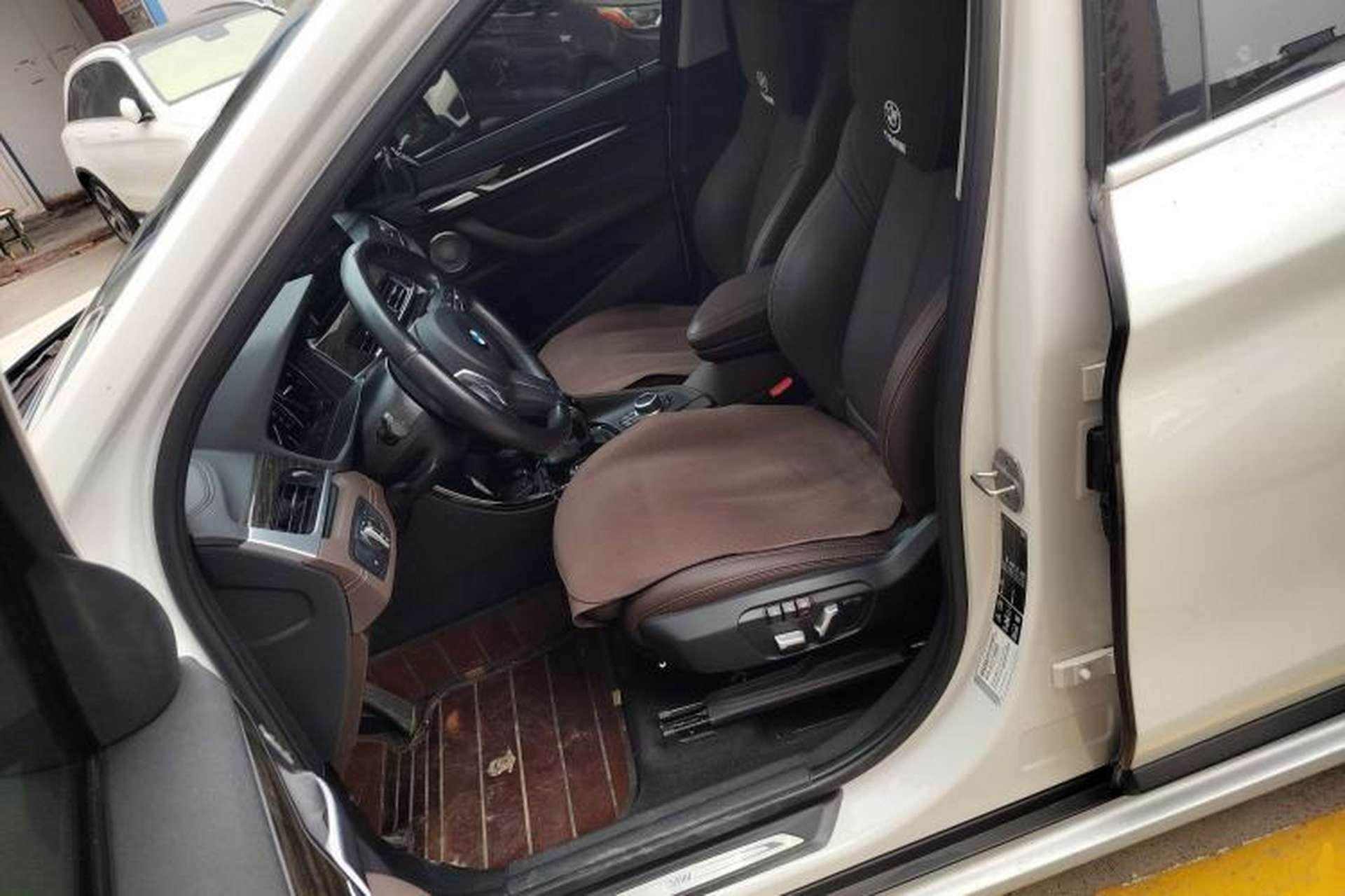 Used BMW X1 2021 xDrive25Li Luxury Model Left Front Seat