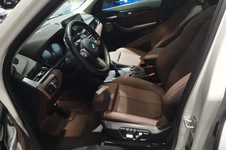 Used BMW X1 2021 Restyled sDrive25Li Leading Edition Left Front Seat
