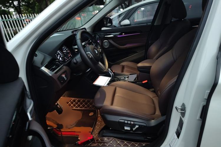 Used BMW X1 2021 Restyled sDrive25Li Leading Edition Left Front Seat