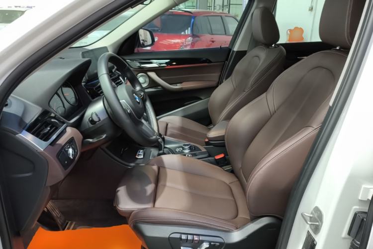 Used BMW X1 2021 Restyled sDrive25Li Leading Edition Left Front Seat