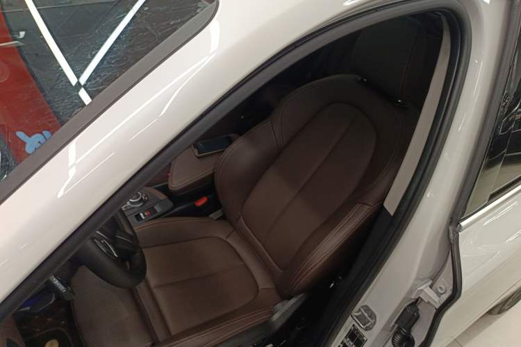 Used BMW X1 2021 Restyled sDrive25Li Leading Edition Left Front Seat