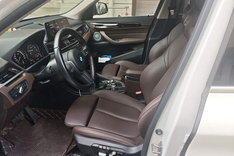 Used BMW X1 2021 Restyled sDrive25Li Leading Edition Left Front Seat