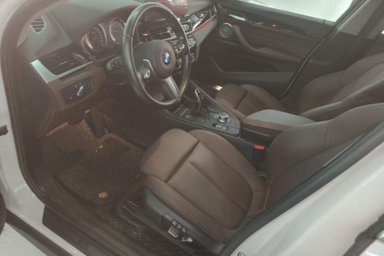 Used BMW X1 2021 Restyled sDrive25Li Leading Edition Left Front Seat