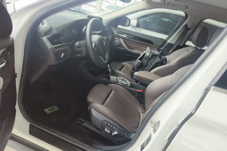 Used BMW X1 2021 sDrive20Li Fashion Model Left Front Seat