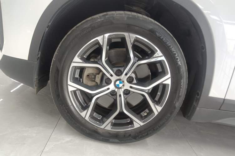 Used BMW X1 2021 Restyled sDrive25Li Leading Edition Left Front Wheel Hub