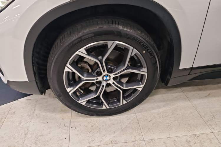 Used BMW X1 2021 sDrive25Li Leading Model Left Front Wheel Hub