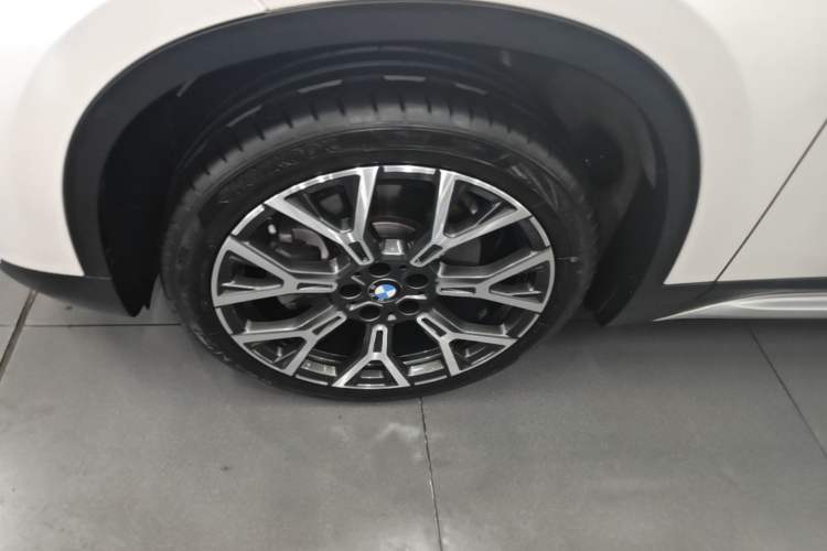 Used BMW X1 2021 xDrive25Li Luxury Model Left Front Wheel Hub