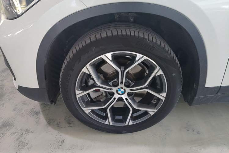Used BMW X1 2021 sDrive25Li Leading Model Left Front Wheel Hub