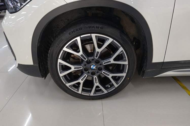 Used BMW X1 2021 xDrive25Li Luxury Model Left Front Wheel Hub