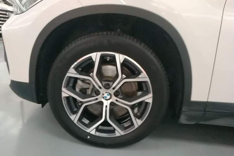 Used BMW X1 2021 sDrive25Li Leading Model Left Front Wheel Hub