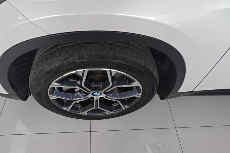 Used BMW X1 2021 sDrive25Li Leading Model Left Front Wheel Hub