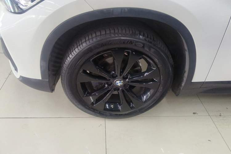 Used BMW X1 2021 sDrive20Li Fashion Model Left Front Wheel Hub
